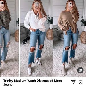 Pink lily (Instagram boutique) distressed mom jeans never worn tags still on